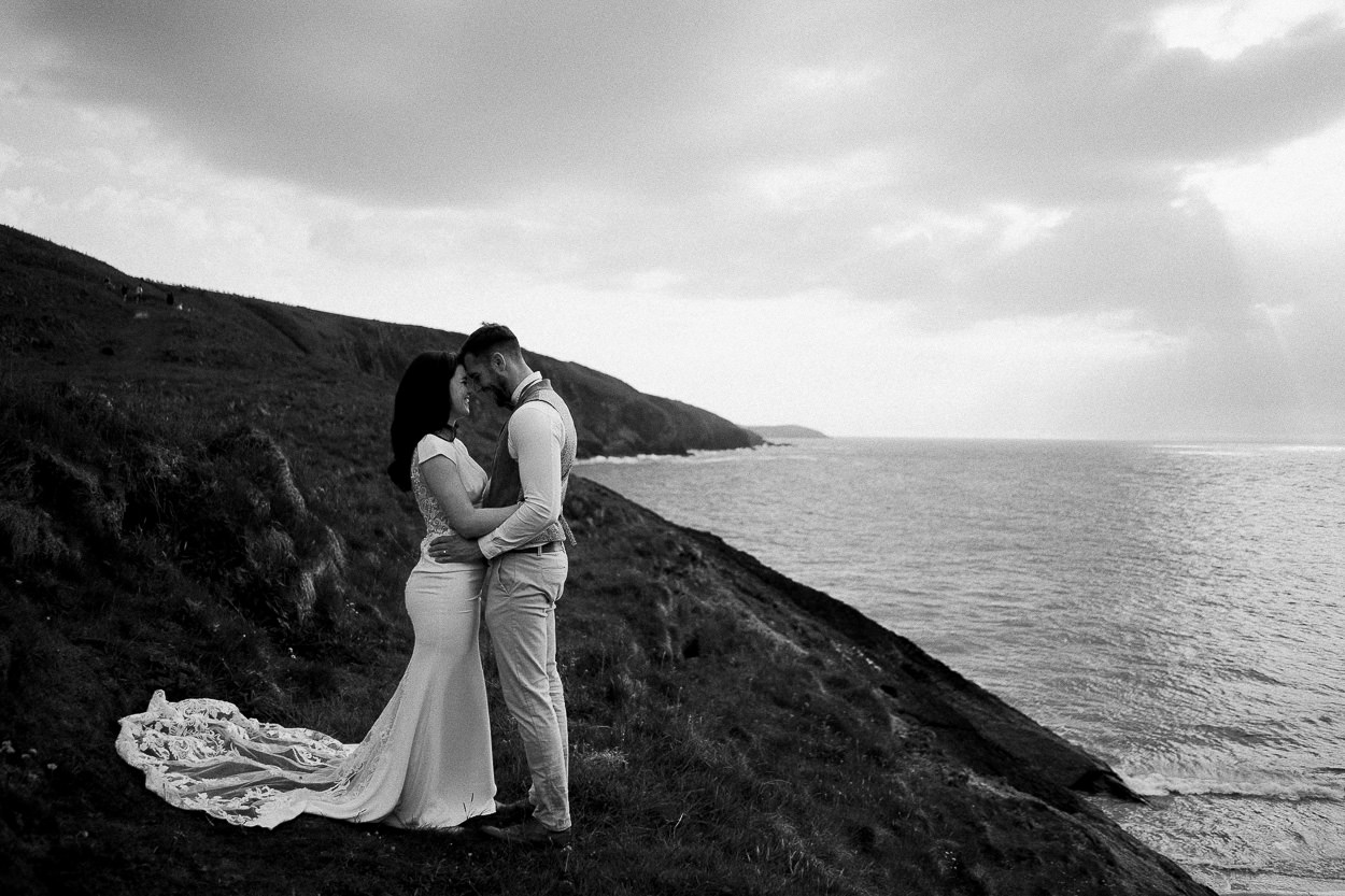THE SHED AT MWNT WEDDING PHOTOGRAPHY CARDIGAN 029